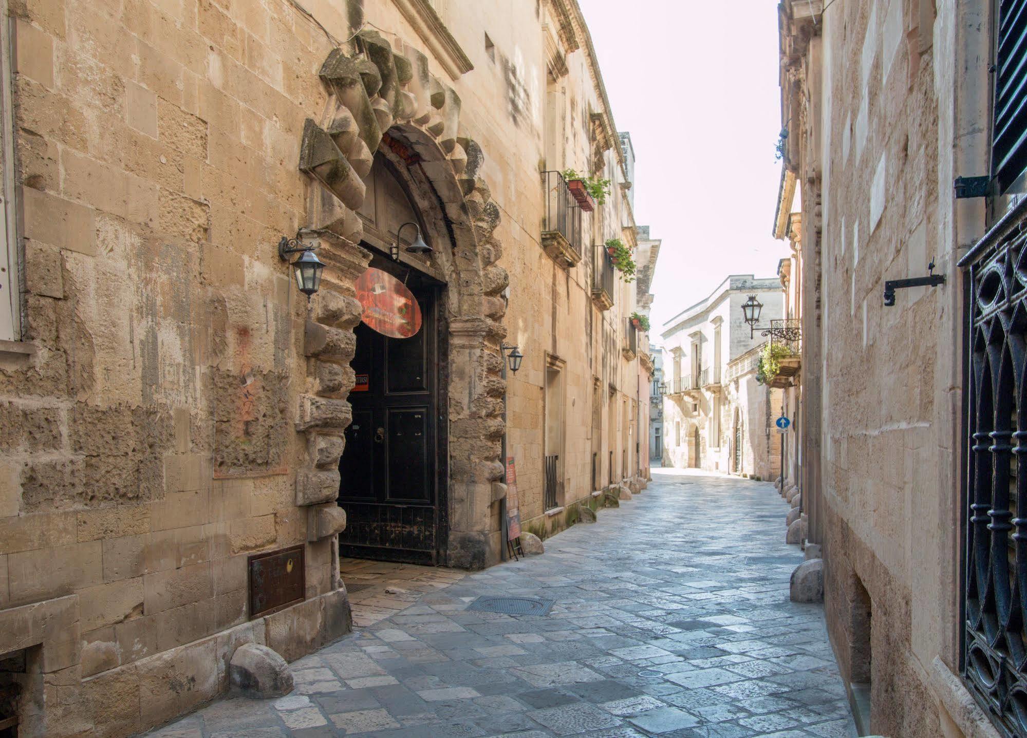 B&B Casa Li Santi Lecce Eksteriør bilde