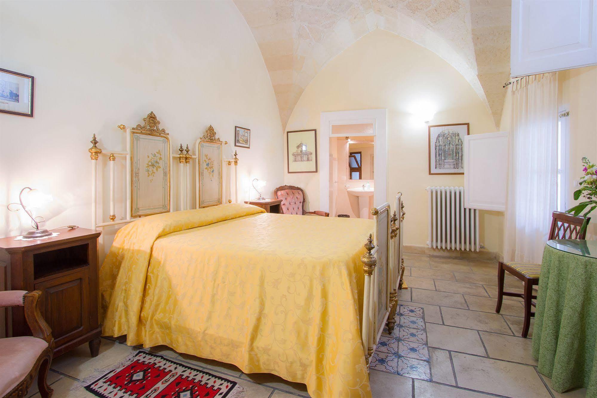 B&B Casa Li Santi Lecce Eksteriør bilde