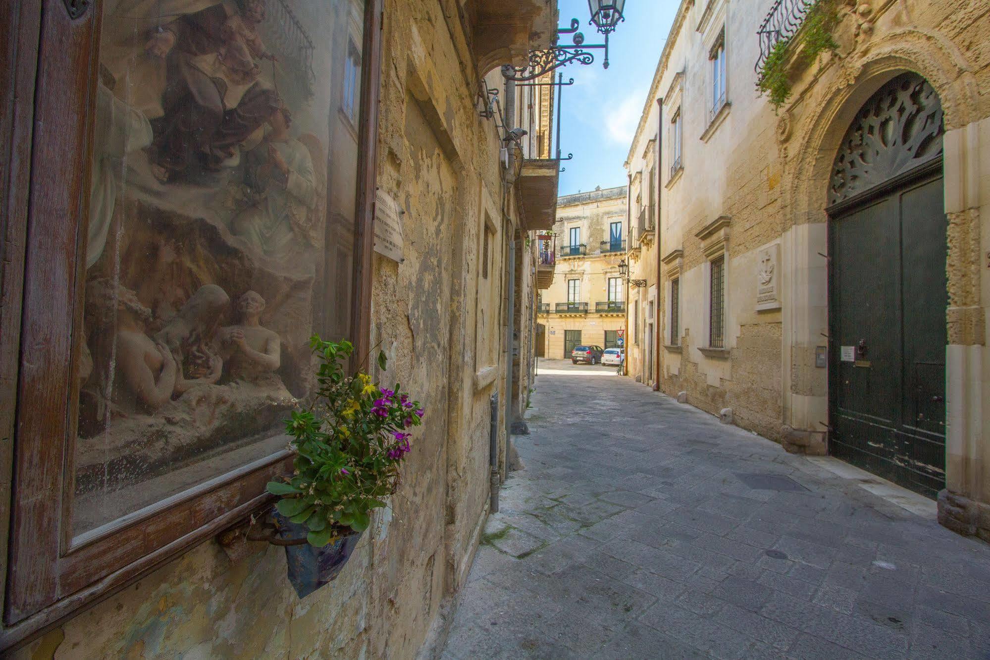 B&B Casa Li Santi Lecce Eksteriør bilde